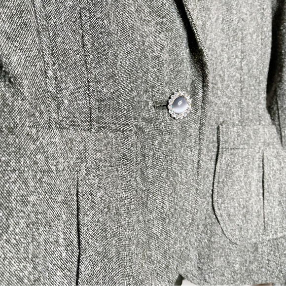 H&M Green Tweed Blazer with Jeweled Button Closure - Picture 4 of 8